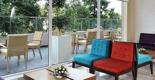 Hometel होटल Chandigarh