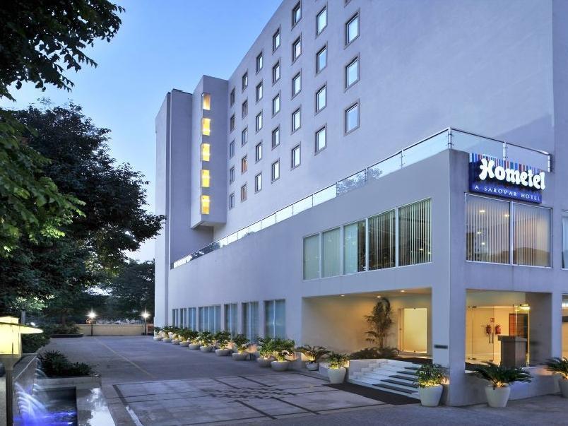 Hometel Hotel
