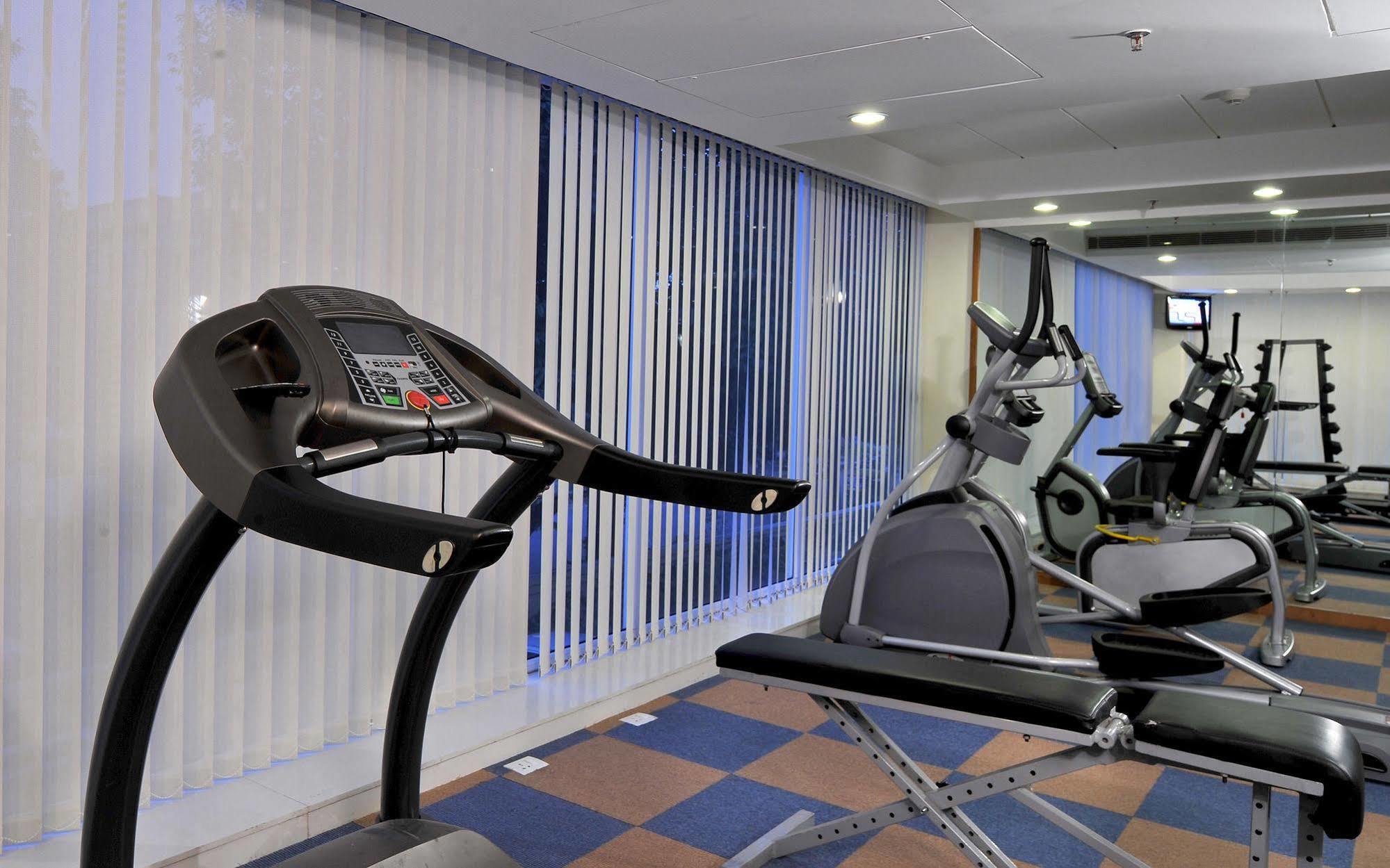 Hometel Hotel 4*